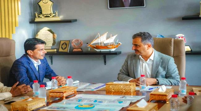 لملس يبحث سبل تطوير عمل صندوق الرعاية الاجتماعية بالعاصمة عدن  