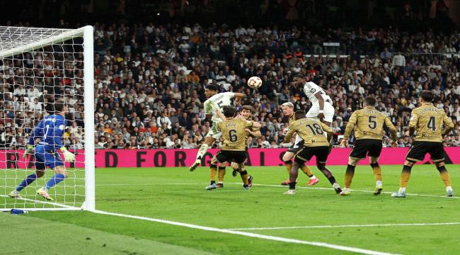 ريال مدريد يحرق سوسيداد في جحيم البرنابيو ويبلغ نهائي كأس إسبانيا