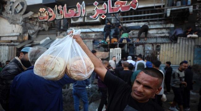 برنامج الأغذية العالمي يعلن عن إغلاق جميع المخابز في غزة لهذا السبب