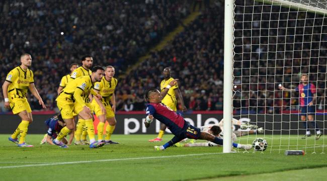 عاجل.. برشلونة يمزق شباك دورتموند برباعية ويضع قدما في نصف نهائي ابطال اوروبا