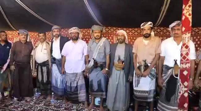 الشيخ "بن حبريش" يستقبل وفدا من مشائخ ووجهاء محافظة أبين 