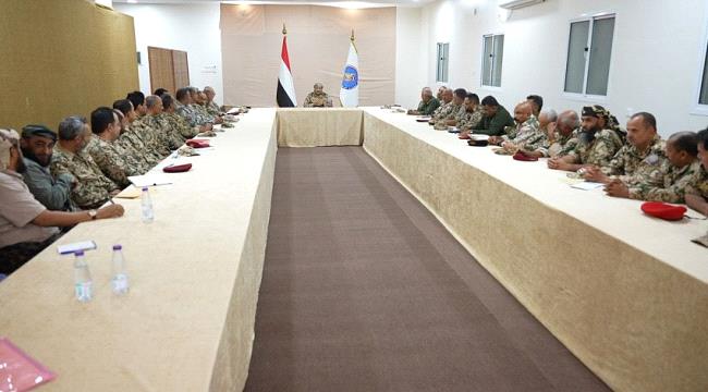 طارق صالح يؤكد على الجاهزية القتالية لقوات المقاومة الوطنية