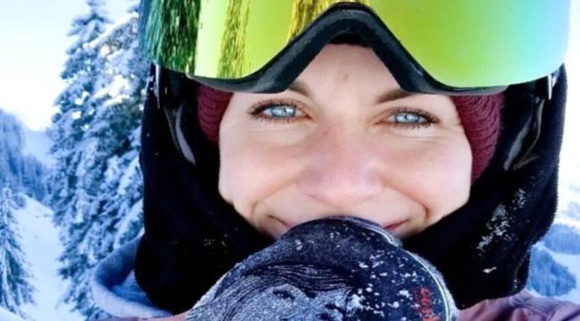 ترك صديقته على قمة جبل لتتجمد حتى الموت.. والسبب!