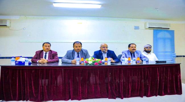 علي الكثيري يعقد لقاء موسعا بالأئمة والخطباء والمشايخ والدعاة في وادي حضرموت