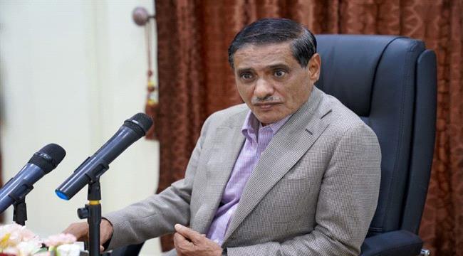 اللواء البحسني يضرب بيد من حديد ويؤكد على العمل الجاد لمحاربة الفساد