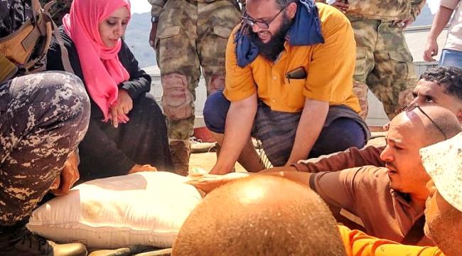 "القاضية سمية قباطي تقود نزولًا ميدانيًا لفحص شحنة دقيق مثيرة للشكوك"