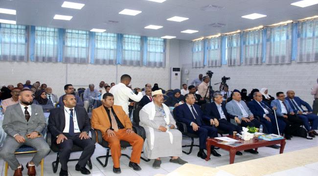 "وزير الصناعة: تعزيز الوعي لمواجهة غسل الأموال وتمويل الإرهاب مسؤولية مشتركة"
