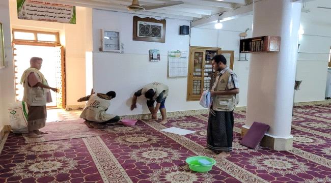 "شبام تستعد لرمضان.. حملة لتنظيف وتعقيم المساجد برعاية غيث"