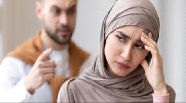 طلاق مؤلم في اليمن.. رجل يصدم زوجته بعد ان أنجبت طفلة