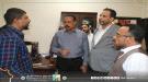 رئيس مجلس إدارة صندوق صيانة الطرق يبدأ مباشرة مهامه من مبنى الإدارة العامة بعدن ...