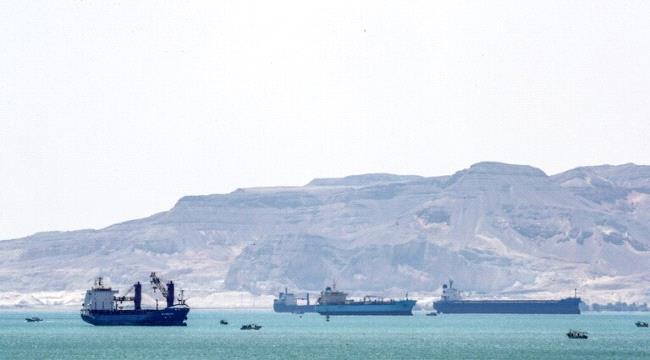 الإعلان عن تلوث نفطي وبقع سوداء في ساحل الحسوة