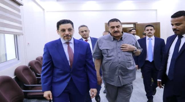 رئيس الوزراء اليمني يتفقد الوضع الأمني في عدن