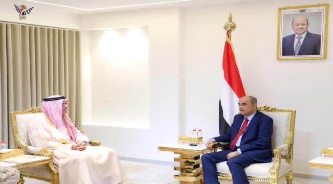 رئيس الوزراء يشيد بالدور المحوري لمجلس التعاون الخليجي في دعم حكومة اليمن