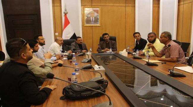 الحكومة اليمنية تبدأ تنفيذ نظام ضبط الأوزان في 5 محافظات