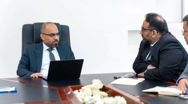 السماح بتجديد تراخيص شركات الاتصالات وسداد المستحقات المالية المتأخرة