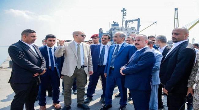 محمود الصبيحي في ميناء عدن ومطارها