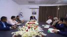 عدن: وزير الشؤون الاجتماعية والعمل يلتقي مؤسسة ينابيع الخير ...