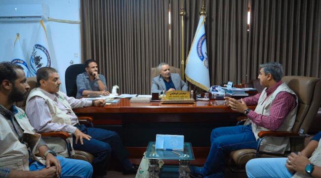 وزير الشؤون الاجتماعية والعمل يلتقي بممثلي المؤسسة الطبية الميدانية