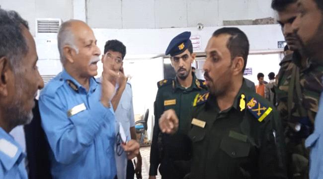 رئيس مصلحة الهجرة والجوازات يطلع على سير العمل في فرع المصلحة