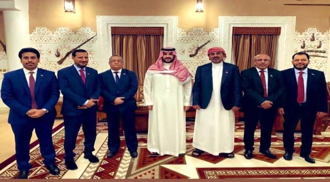 عيدروس الزبيدي وعدد من قيادات الانتقالي الجنوبي إلى السعودية