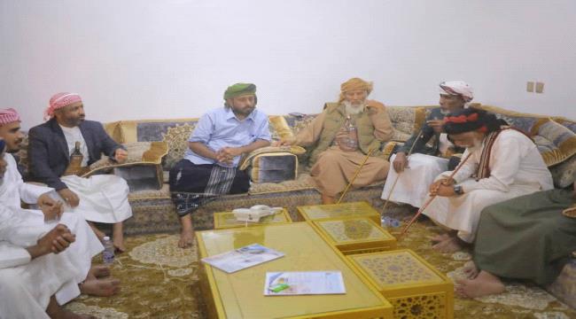 عمرو بن حبريش يشيد بدور القبائل في الحفاظ على مصالح حضرموت