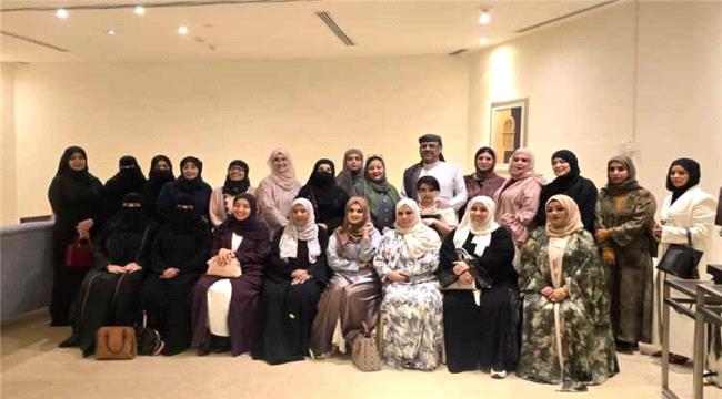 الميسري يستقبل وفد من القيادات النسوية والناشطات اليمنيات