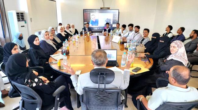 الاستاذ نبيل هائل سعيد يلتقي أعضاء برنامج إنطلاقة و خريجي برنامج SAP للمهتمين الشباب من مختلف محافظات الجمهورية ...