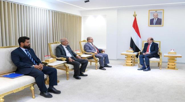 رئيس الوزراء يطلع على سير العملية التعليمية والأكاديمية في جامعة حضرموت