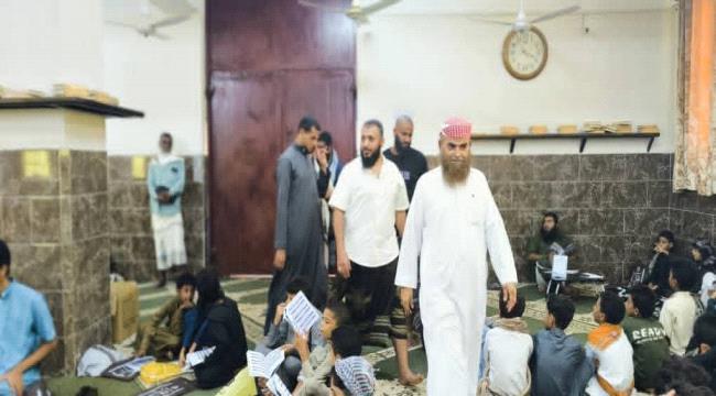 المأمور رياض حسن يزور المركز الصيفي الخامس بالقلوعة ويدعو النشئ استثمار أوقاتهم بما ينفعهم