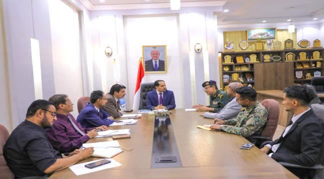الوزير البكري يبحث مع رئيس مصلحة التأهيل والإصلاح تنفيذ برامج رياضية وثقافية وتأهيلية للنزلاء
