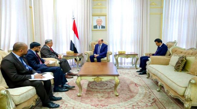 رئيس الوزراء وزير الخارجية اليمني يستقبل السفير الهندي ويؤكد على انعقاد اللجنة المشتركة