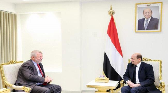 رئيس الوزراء اليمني يشيد بدور اليونيسيف في دعم القطاعات الحيوية وحماية الطفولة