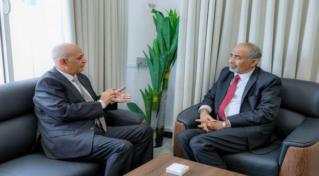 محمود الصبيحي يشدد على مواصلة أعمال الصيانة الدورية لشبكات الصرف الصحي