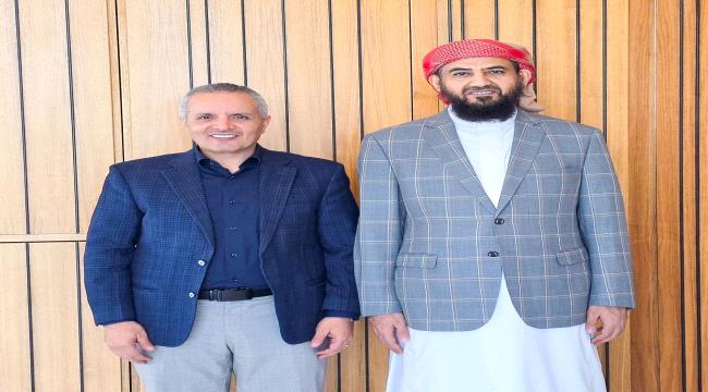 المحرّمي يلتقي اليافعي لمناقشة أوضاع وزارة الشؤون الاجتماعية وخططها المستقبلية
