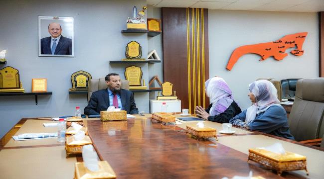 محافظ عدن يؤكد أهمية دور الجهاز المركزي للإحصاء في دعم التخطيط للمشاريع الاستراتيجية