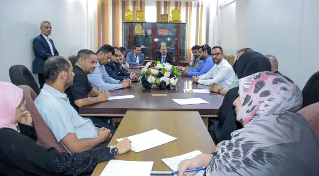 وزير النقل يطلع على سير العمل في هيئة تنظيم شؤون النقل البري ومشروع المحطة المركزية لنقل الركاب