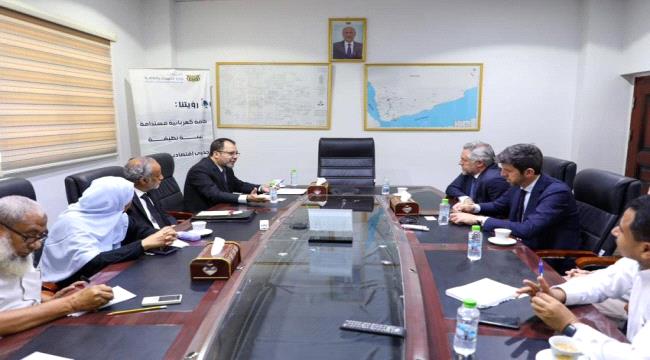 وزير الكهرباء يبحث مع سفير الاتحاد الأوروبي سبل تعزيز التعاون المشترك