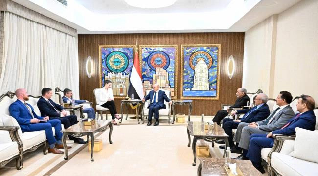 العليمي والصبيحي يستقبلان 