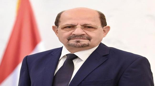 رئيس الوزراء يرفع برقية تهنئة إلى رئيس مجلس القيادة بمناسبة العيد الوطني الـ36 للجمهورية اليمنية