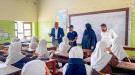عوض مبجر يدشن الامتحانات النهائية للمرحلة الابتدائية في مديرية صيرة...