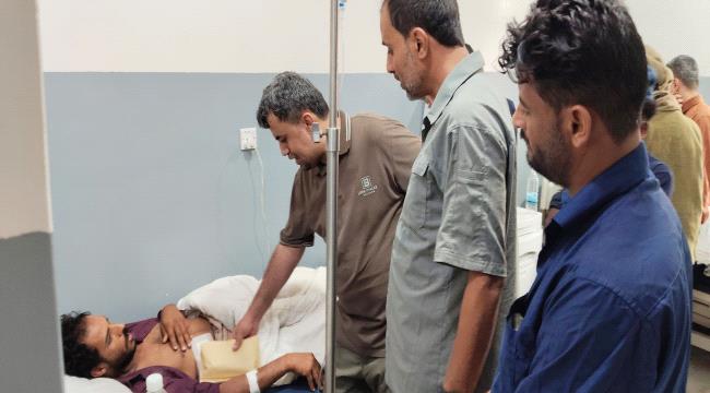 مدير دائرة الخدمات الطبية للمقاومة الوطنية يتفقد جرحى القوات المسلحة ويطلع على أوضاعهم الصحية ...