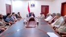 رئيس وزراء اليمن: المرحلة الراهنة تتطلب رفع الجاهزية ودعم القوات المسلحة  ...