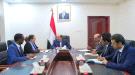رئيس الوزراء يستقبل في عدن الممثل المقيم لبرنامج الأمم المتحدة الإنمائي ...